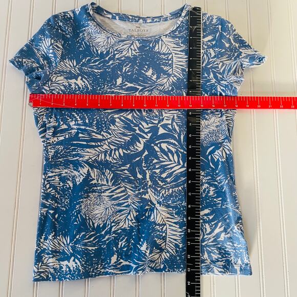 Talbots Size M t-shirt round collar tropical print - Picture 7 of 9